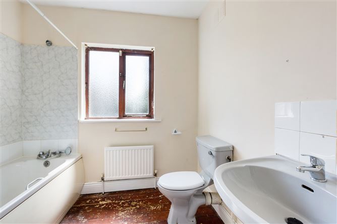 22 Canonbrook Avenue, Lucan, Co.Dublin