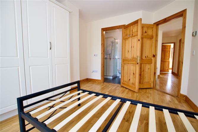 14 Newcastle Court Cluain Ri , Ballymahon, Longford