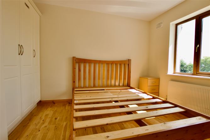 14 Newcastle Court Cluain Ri , Ballymahon, Longford