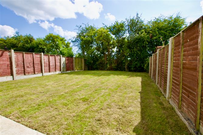 14 Newcastle Court Cluain Ri , Ballymahon, Longford