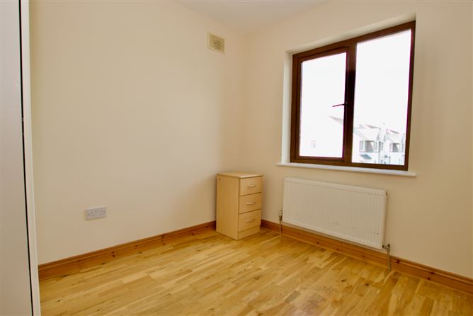 14 Newcastle Court Cluain Ri , Ballymahon, Longford