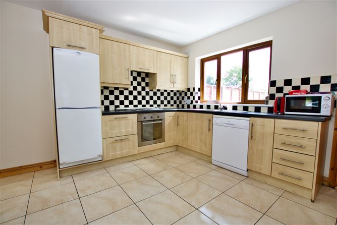 14 Newcastle Court Cluain Ri , Ballymahon, Longford