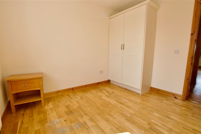14 Newcastle Court Cluain Ri , Ballymahon, Longford