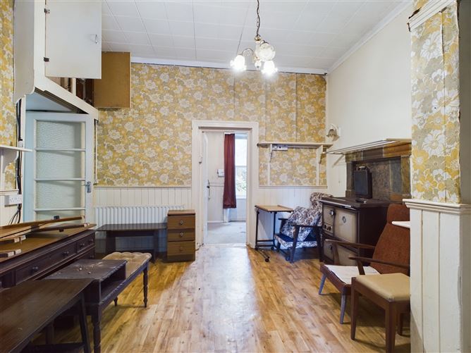 Carrigaholt Cottage, Castle & Lands, Rinemackaderrig, Carrigaholt Castle, Carrigaholt, Co. Clare