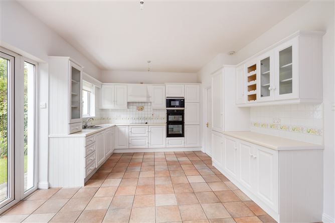 7 Avalon, Brighton Road, Foxrock, Dublin 18