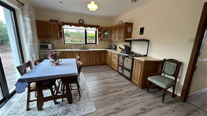 Daroge, Carrigrohane, Cork