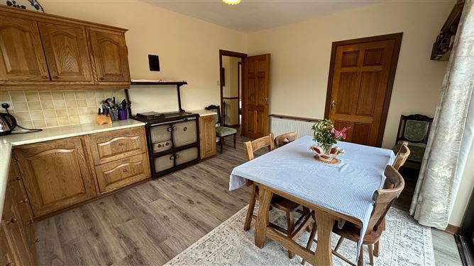 Daroge, Carrigrohane, Cork