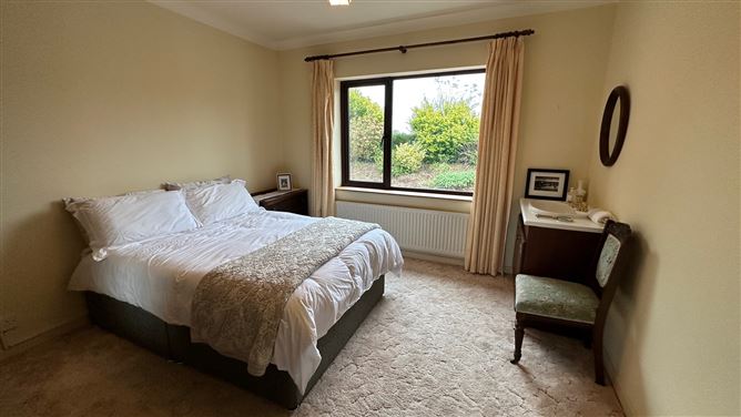 Daroge, Carrigrohane, Cork