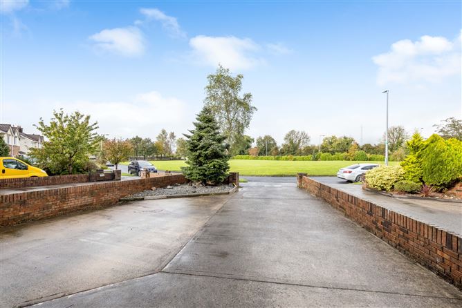 12 Tara Court Crescent, Navan, Co. Meath