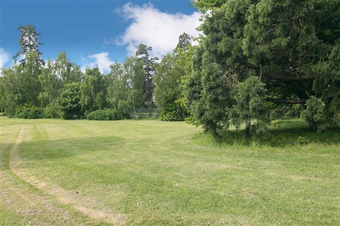 199 Roebuck Castle, Clonskeagh, Dublin 14