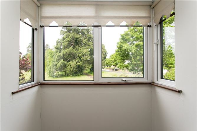 199 Roebuck Castle, Clonskeagh, Dublin 14