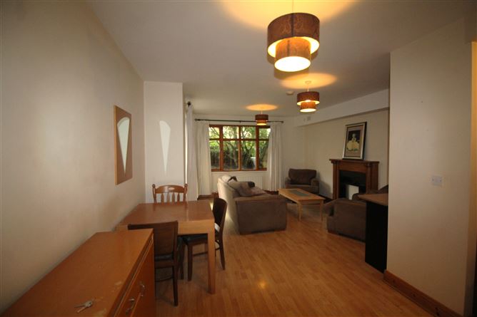 Woodbrook Square, Castleknock,   Dublin 15