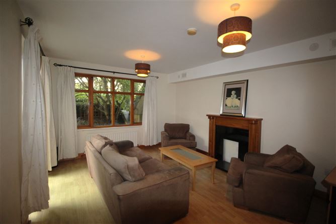 Woodbrook Square, Castleknock,   Dublin 15