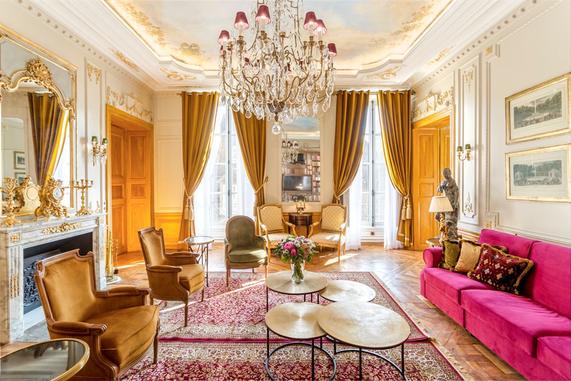 An Elegant Space,Paris,Île-de-France,France