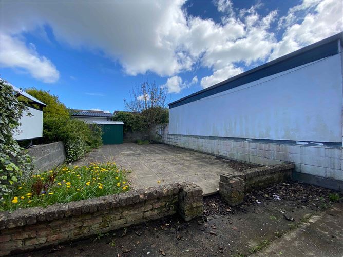 St. Johns Green, Clondalkin, Dublin 22