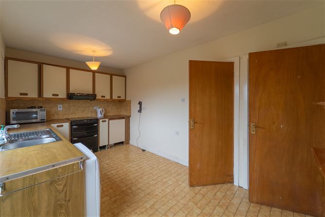 28B Grangemore Drive, Donaghmede,   Dublin 13