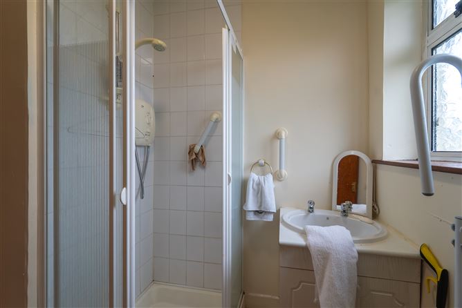 Photo 12 of 21 — 28B Grangemore Drive, Donaghmede,   Dublin 13