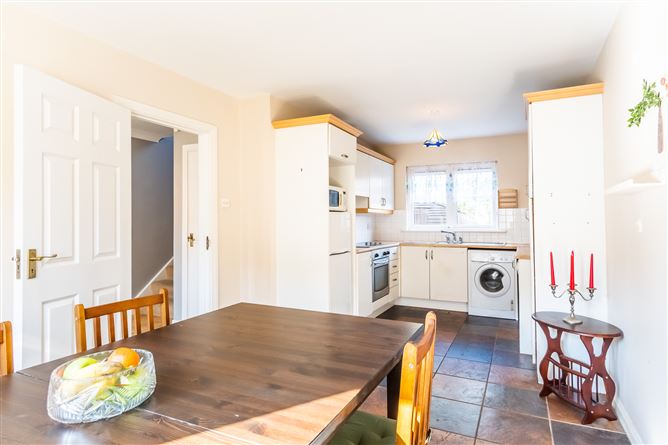 5 Curragh Hall Court, Tyrrelstown, Dublin 15
