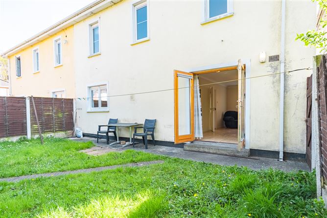 5 Curragh Hall Court, Tyrrelstown, Dublin 15