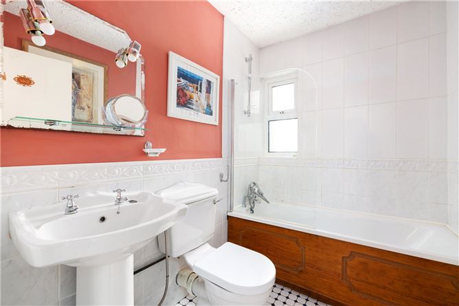 29 Woodview Court, Glenalbyn Road, Stillorgan, Co. Dublin