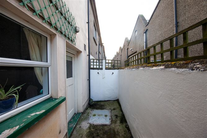 30 Merchants Road, East Wall, Dublin