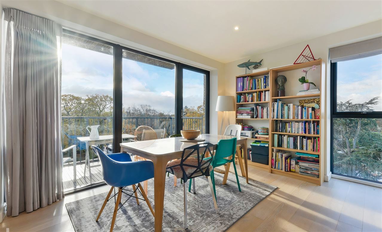 Parkside Lullaby,London,Greater London,United Kingdom