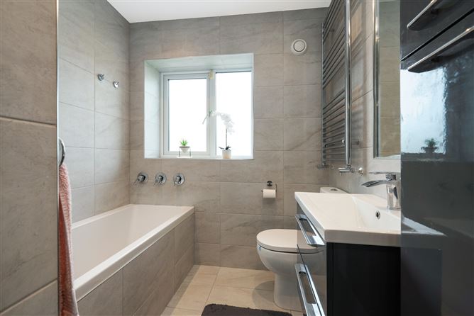 9 Carrigmore Lawns, Citywest, Co. Dublin