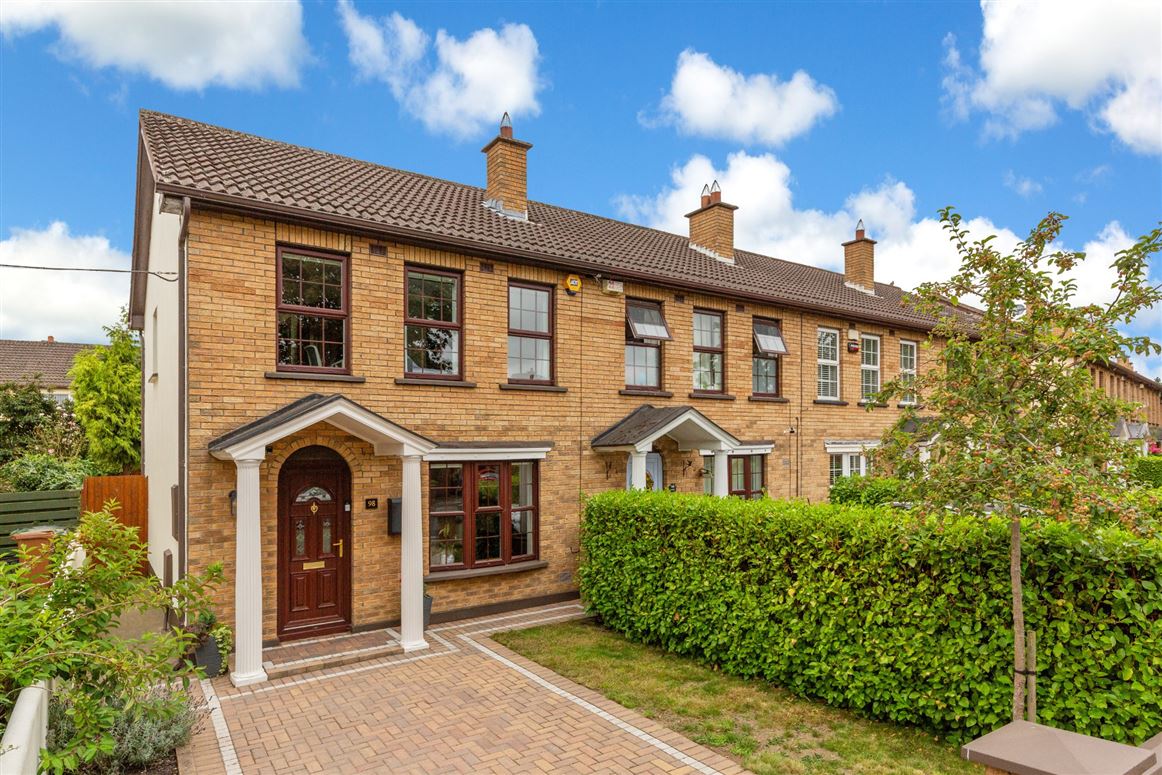 98 Park Drive Avenue, Castleknock, Dublin 15