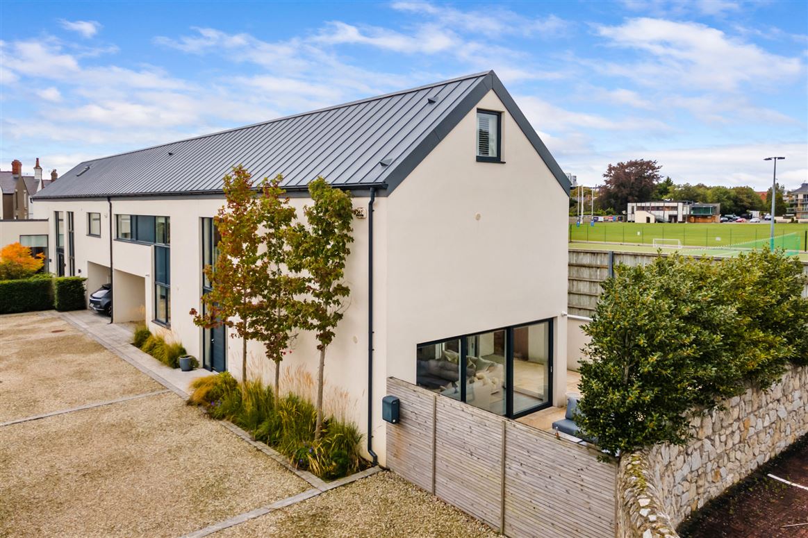 Orchard Lodge, Holyrood Park, Sandymount, Dublin 4