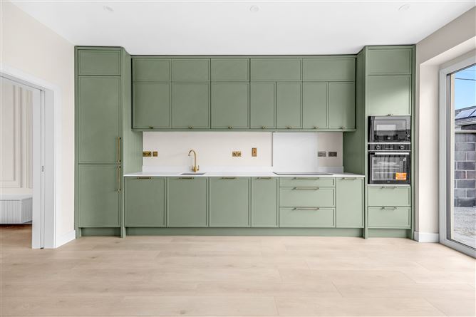 https://photos-a.propertyimages.ie/media/4/9/6/4958694/913ede13-aaa6-418c-b02d-298671bfaff0_l.jpg