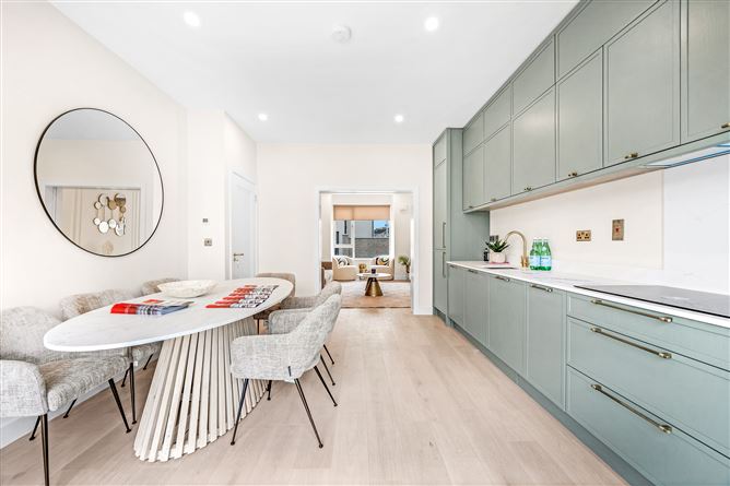 https://photos-a.propertyimages.ie/media/4/9/6/4958694/156014ed-9943-418f-b4b9-914a552ae5bc_l.jpg