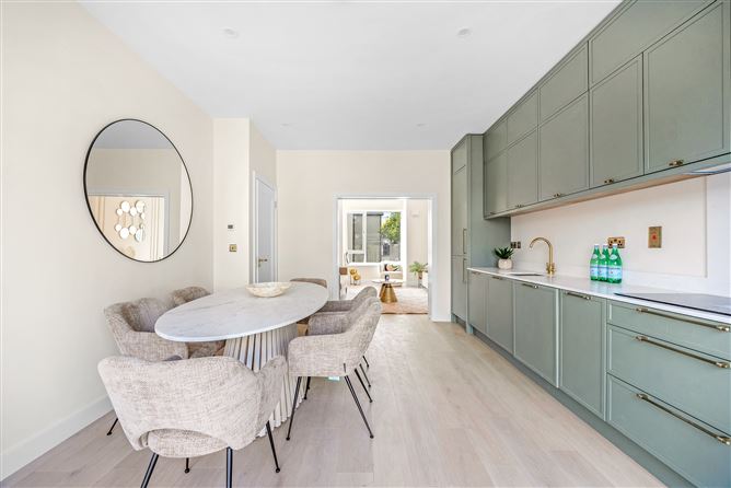 https://photos-a.propertyimages.ie/media/4/9/6/4958694/913ede13-aaa6-418c-b02d-298671bfaff0_l.jpg