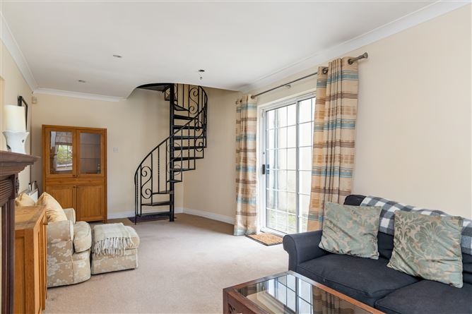 Photo 1 of 7 — 54a Baggot Lane, Ballsbridge, Dublin 4