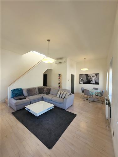 Apartment 1, 30 Essex Street East, Dublin 2, Co. Dublin