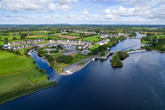 12 Harbour View, Tarmonbarry, Co. Roscommon