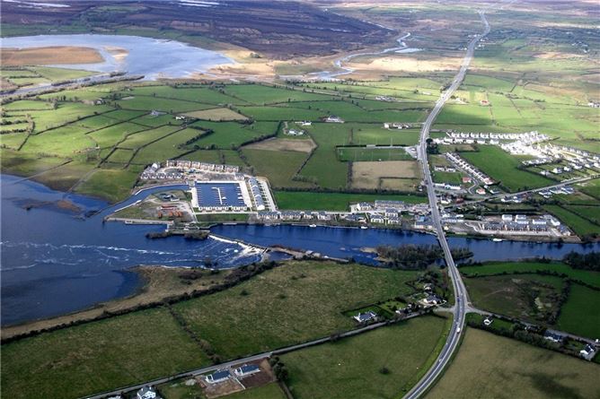 12 Harbour View, Tarmonbarry, Co. Roscommon