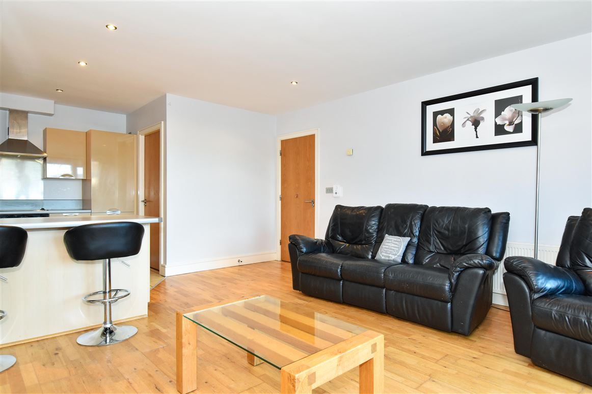 5 Aisling Court, Ballyloughane Road, Renmore, Galway