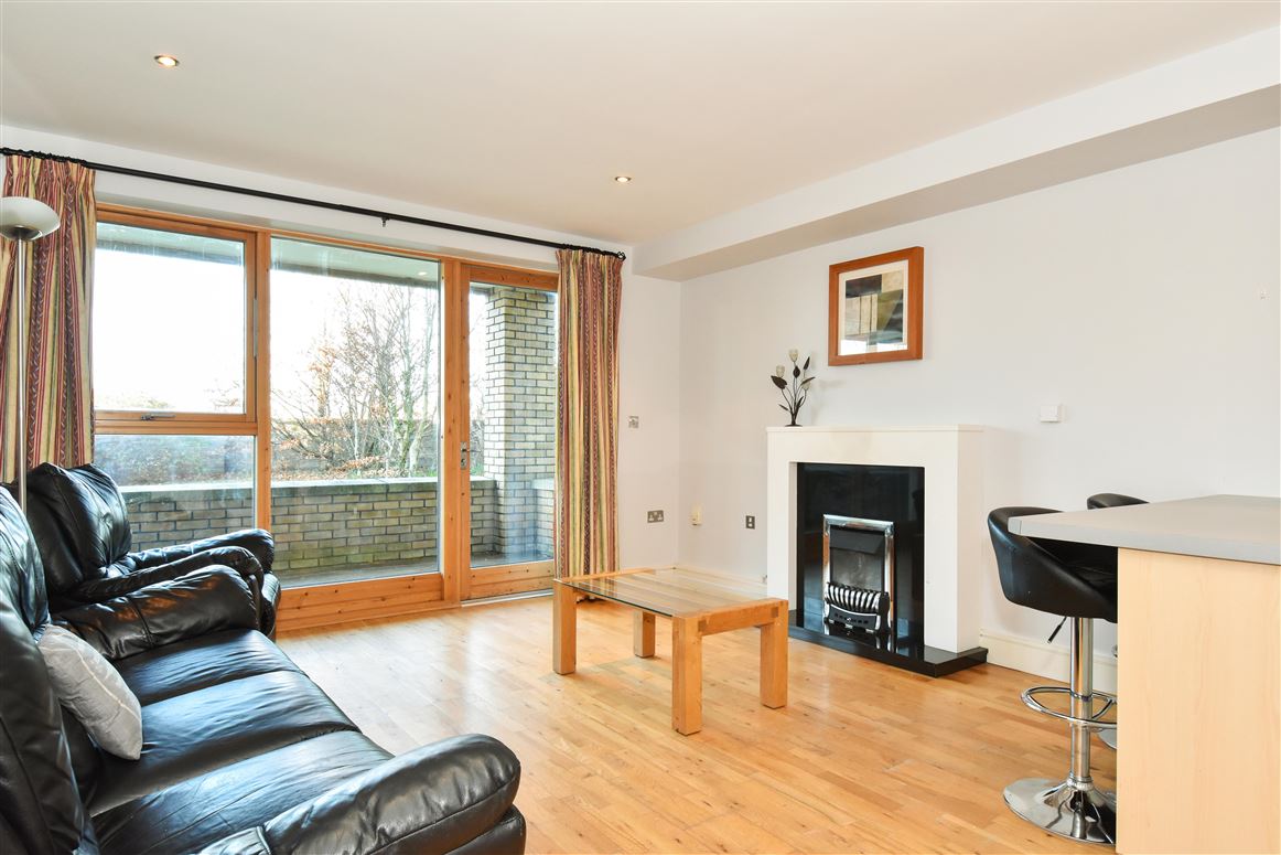 5 Aisling Court, Ballyloughane Road, Renmore, Galway