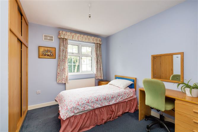 8 Homeleigh, Porterstown Road, Castleknock, Dublin 15
