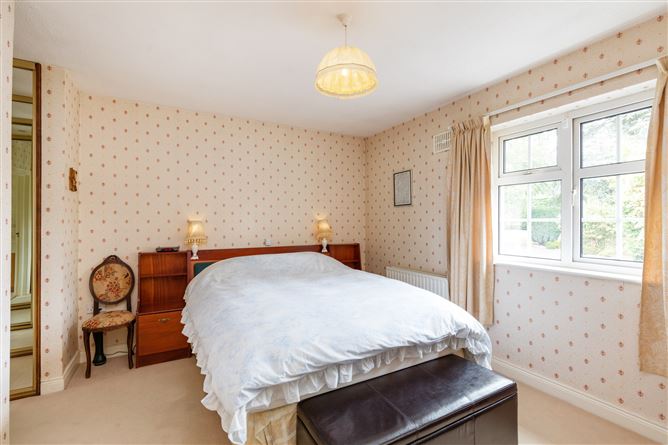 8 Homeleigh, Porterstown Road, Castleknock, Dublin 15