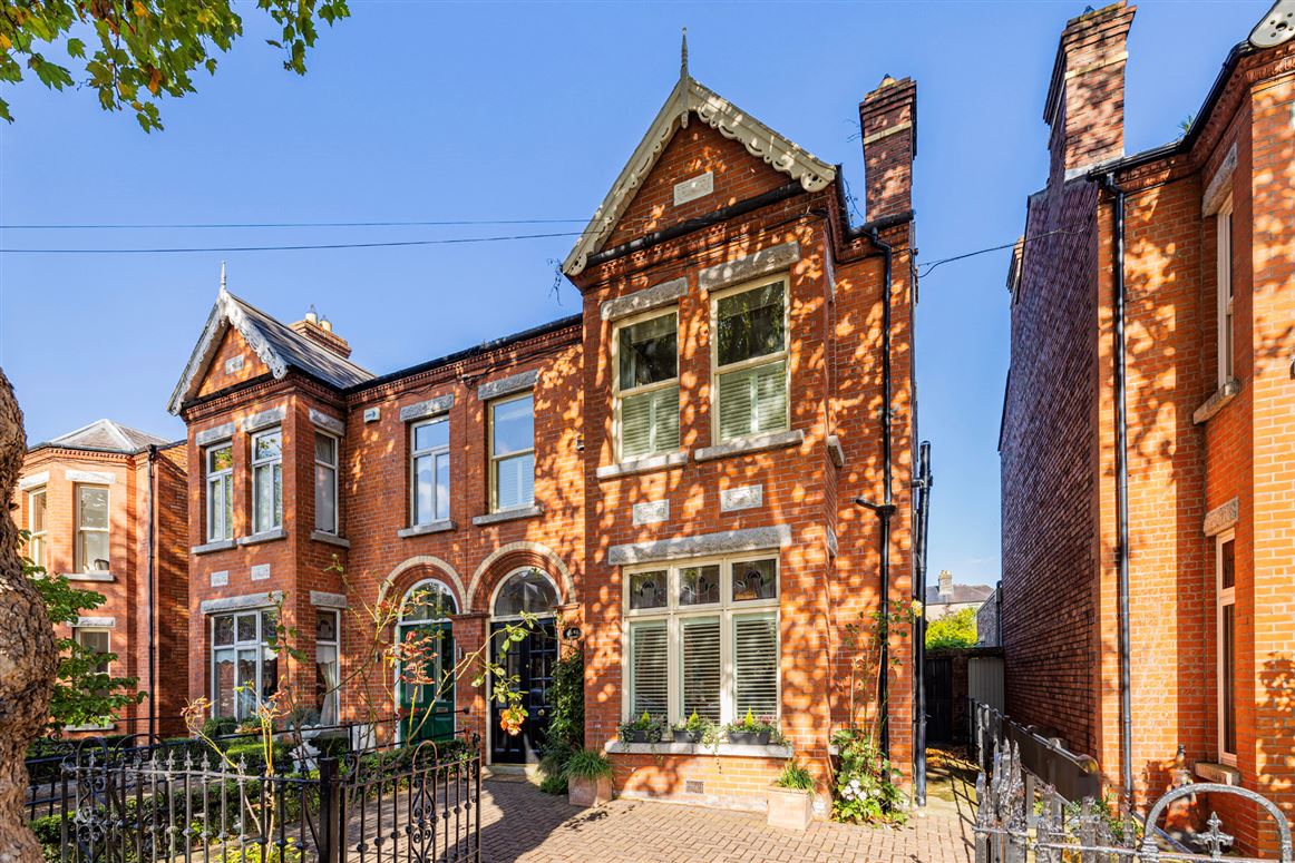 61 Lindsay Road, Glasnevin, Dublin 9