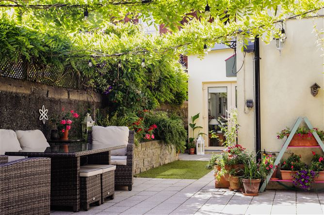 61 Lindsay Road, Glasnevin, Dublin 9