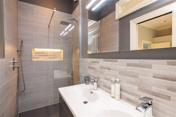 61 Lindsay Road, Glasnevin, Dublin 9