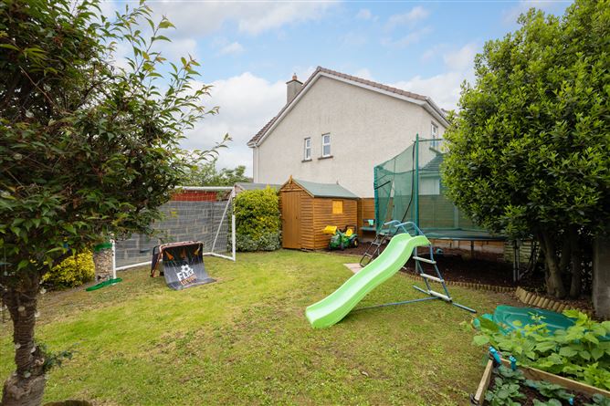 27 Tullyhall Green, Lucan, Dublin