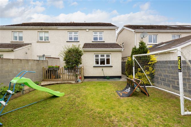 27 Tullyhall Green, Lucan, Dublin