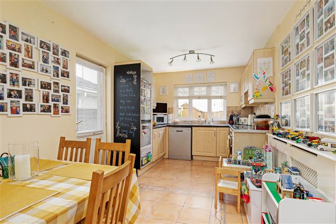 27 Tullyhall Green, Lucan, Dublin