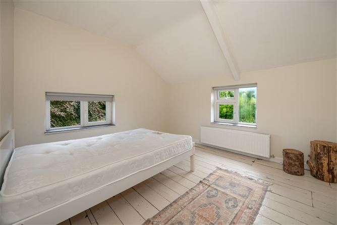 Photo 12 of 25 — Railway Cottage, Castlewhite, Waterfall, Co. Cork