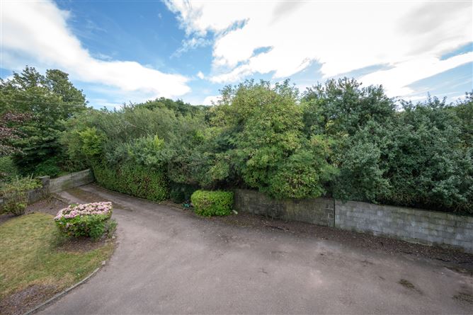 Photo 22 of 25 — Railway Cottage, Castlewhite, Waterfall, Co. Cork