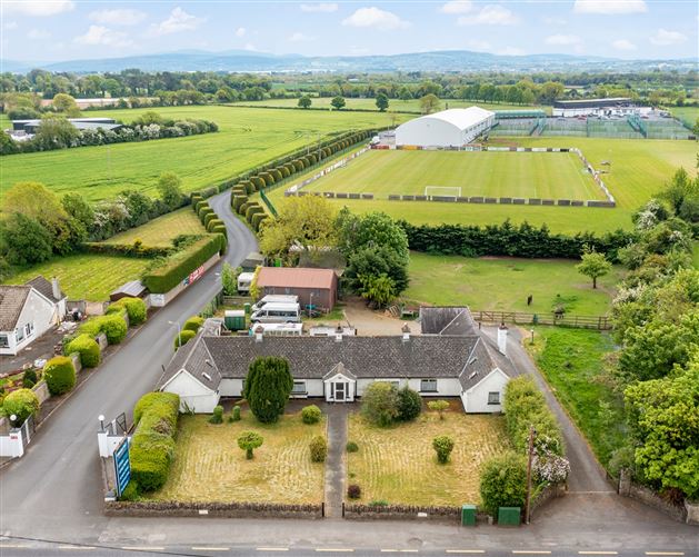 The Orchard Grove, Ballyoulster, Celbridge, Naas, Co. Kildare
