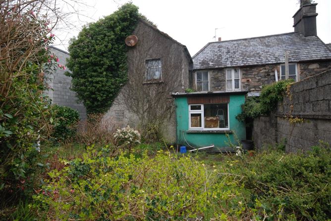 Fordham House, South Square, Sneem, Co. Kerry